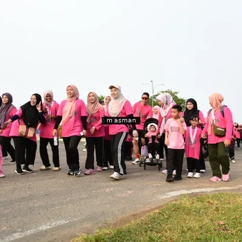 Runner Photo 8858340