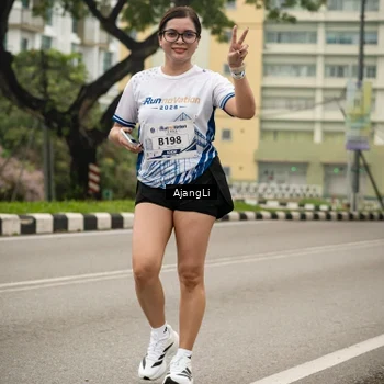 Runner Photo 8858341