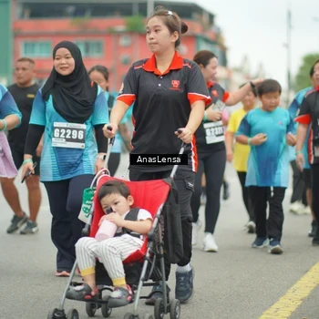Runner Photo 8858357