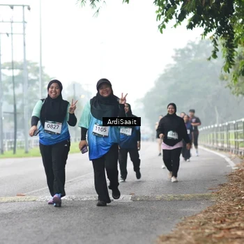 Runner Photo 8858385