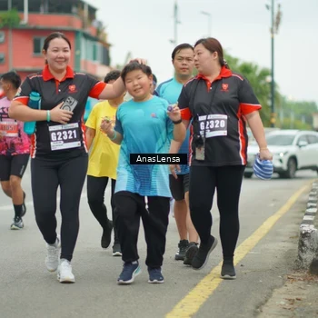 Runner Photo 8858395