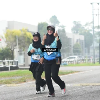 Runner Photo 8858402