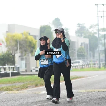 Runner Photo 8858406