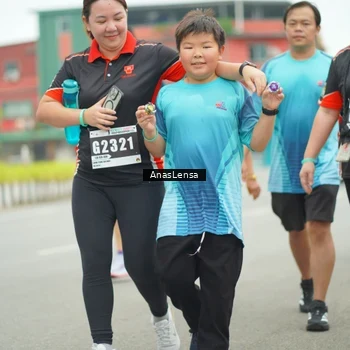 Runner Photo 8858416