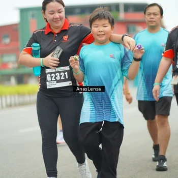Runner Photo 8858425