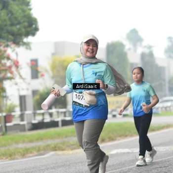Runner Photo 8858427