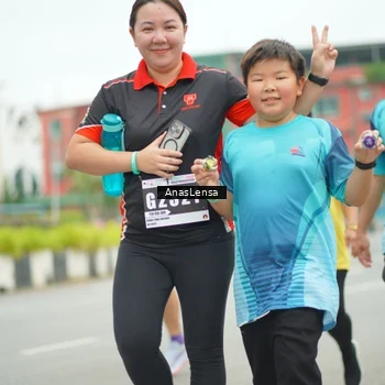 Runner Photo 8858428