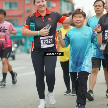 Runner Photo 8858429