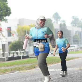 Runner Photo 8858430