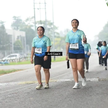 Runner Photo 8858442