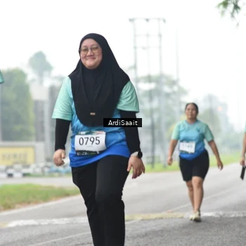 Runner Photo 8858445