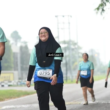 Runner Photo 8858449