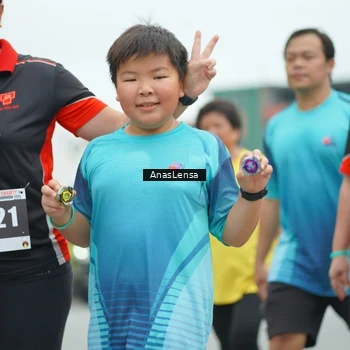 Runner Photo 8858450