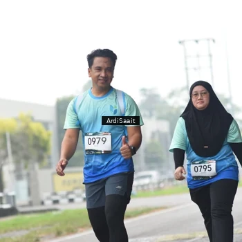 Runner Photo 8858456