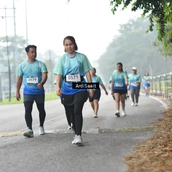 Runner Photo 8858478