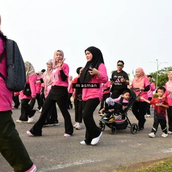 Runner Photo 8858483