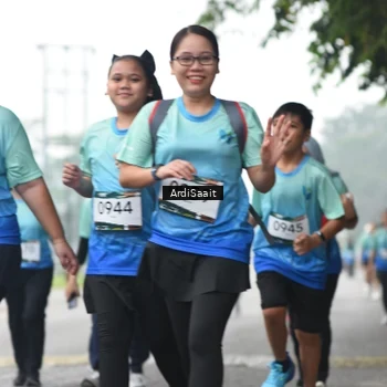 Runner Photo 8858496