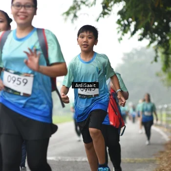 Runner Photo 8858498