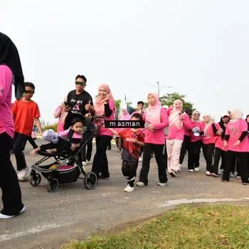 Runner Photo 8858499