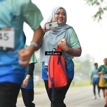 Runner Photo 8858502