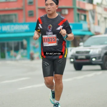 Runner Photo 8858508