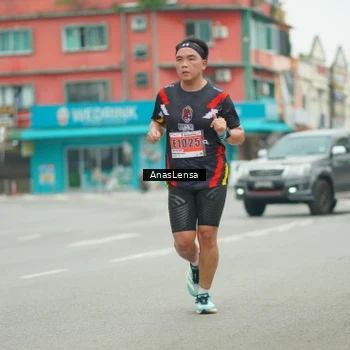Runner Photo 8858512
