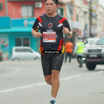 Runner Photo 8858514