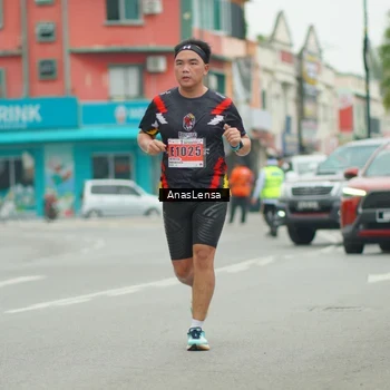 Runner Photo 8858515