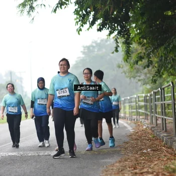Runner Photo 8858525