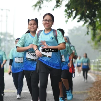 Runner Photo 8858538