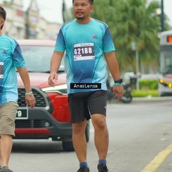 Runner Photo 8858544