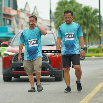 Runner Photo 8858545