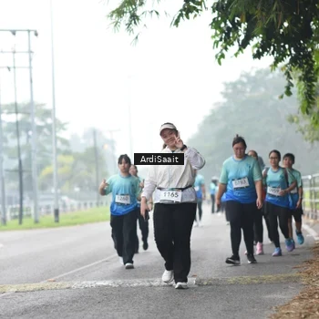 Runner Photo 8858547