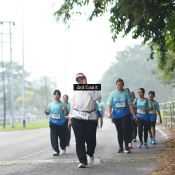 Runner Photo 8858554