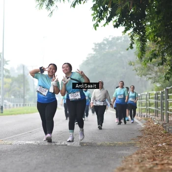 Runner Photo 8858569