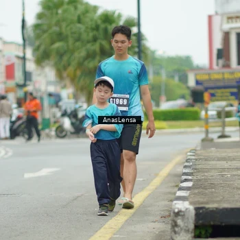 Runner Photo 8858573