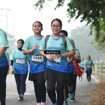 Runner Photo 8858579