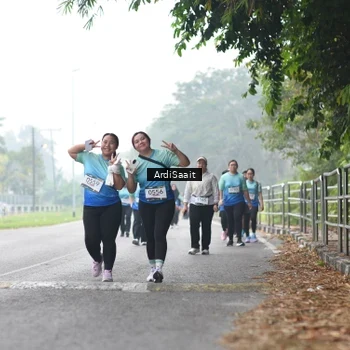 Runner Photo 8858580