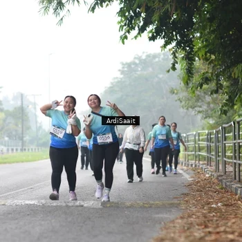 Runner Photo 8858582