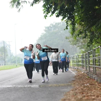 Runner Photo 8858588