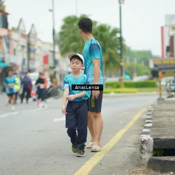 Runner Photo 8858593