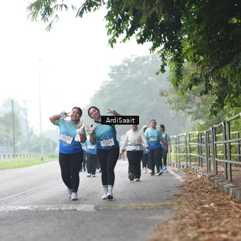 Runner Photo 8858597