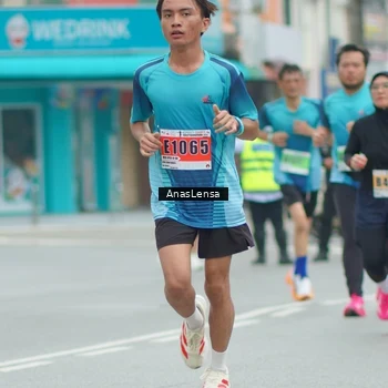 Runner Photo 8858618