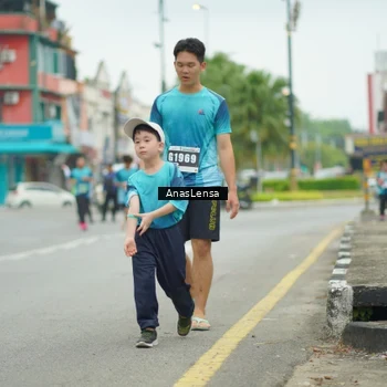 Runner Photo 8858619