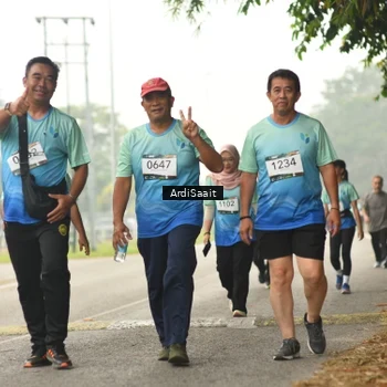 Runner Photo 8858639
