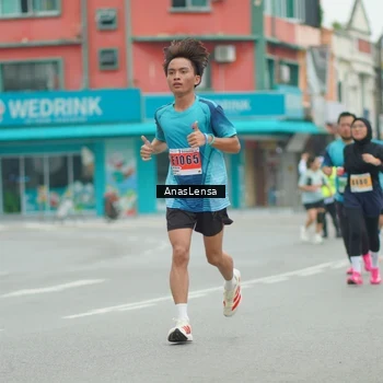 Runner Photo 8858646