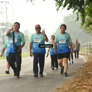 Runner Photo 8858658
