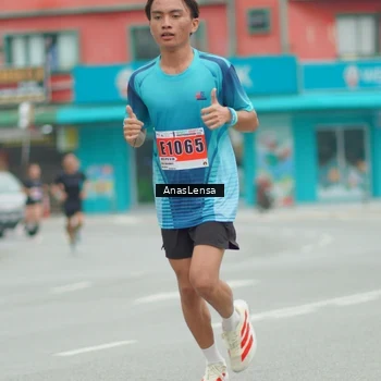 Runner Photo 8858677