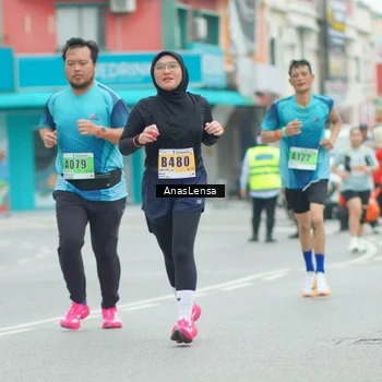 Runner Photo 8858678