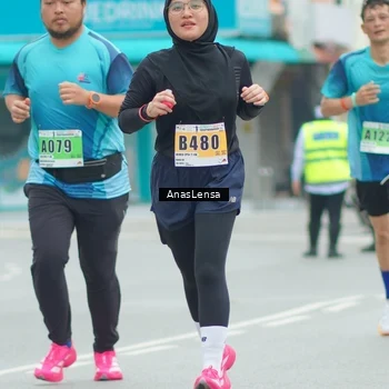 Runner Photo 8858681